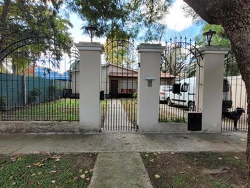 Chalet  4 amb sobre lote de 460m²! - villa Gobernador Udaondo