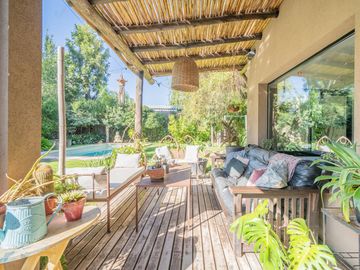 Casa en Venta, 5 Ambientes,  Apta Credito, en Maschwitz Country Club, Escobar, GBA Norte.