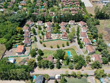 Casa tipo Triplex en Las Margaritas Village - Pilar