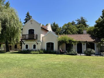 Casa tipo Triplex en Las Margaritas Village - Pilar