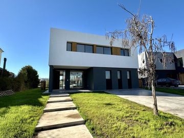 VENTA, CASA, EL CANTÓN, GOLF, LOTE AL 100