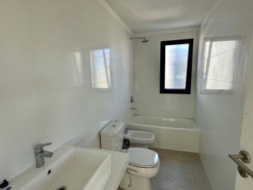 VENTA, CASA, EL CANTÓN, GOLF, LOTE AL 100