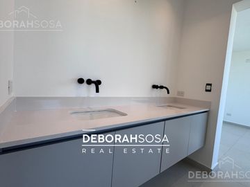 Casa en Venta 4 ambientes con pileta Puertos Zona Norte
