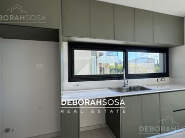 Casa en Venta 4 ambientes con pileta Puertos Zona Norte