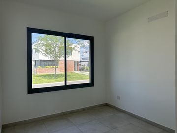 Venta Casa a estrenar - Barrio Privado Santo Tomas - Pilar | VCO Propiedades