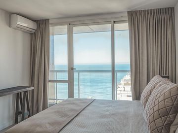 Alquiler por dia, departamento de 4 ambientes con vista al mar en La Perla para 6 personas