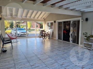 Casa en venta - Barrio Echeverria Del Lago, Canning