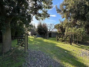 Quinta con importante arboleda en venta en General Belgrano, Buenos Aires