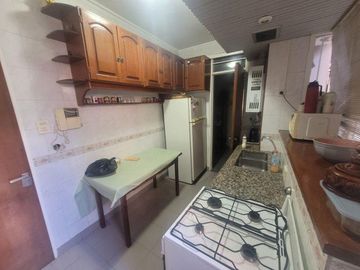 Casa de Categoria con Dpto y Estudio