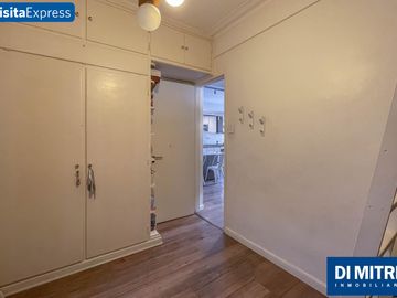 3 Ambientes con escritorio Reciclado a nuevo! Visitalo Express HOY mismo!