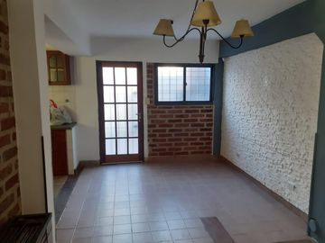 Casa en  Alquiler y/o Venta