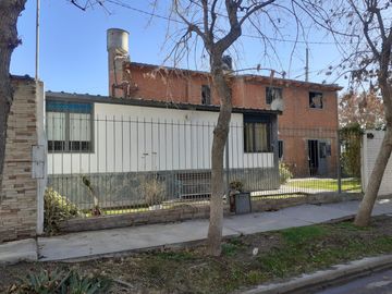 Casa en  Alquiler y/o Venta