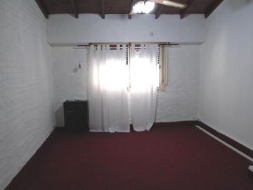 VENTA DÚPLEX DE 4 AMBIENTES EN OLIVOS