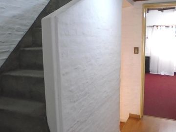 VENTA DÚPLEX DE 4 AMBIENTES EN OLIVOS