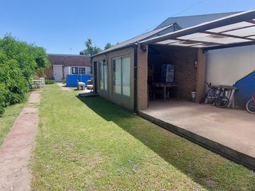 Casa de 4 Amb. a la venta en cañuelas