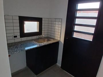 VENDE DÚPLEX A ESTRENAR EN CIPOLLETTI, 3 DORMITORIOS