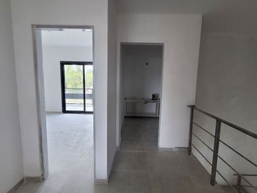 VENDE DÚPLEX A ESTRENAR EN CIPOLLETTI, 3 DORMITORIOS