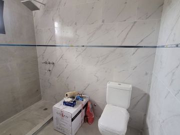 VENDE DÚPLEX A ESTRENAR EN CIPOLLETTI, 3 DORMITORIOS