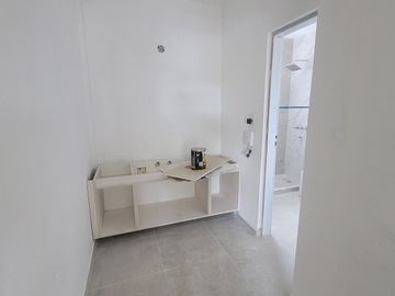 VENDE DÚPLEX A ESTRENAR EN CIPOLLETTI, 3 DORMITORIOS