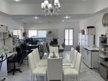 Casa de 3 dormitorios en Hugues