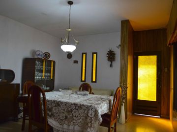 Casa en Ludueña - Apto crédito - Cochera - Una sola planta