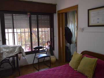 Casa en Ludueña - Apto crédito - Cochera - Una sola planta