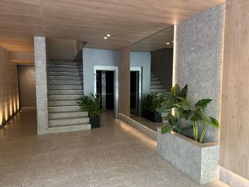 Departamento de 3 ambientes a estrenar. Full Amenities.