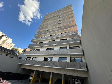 Departamento de 3 ambientes a estrenar. Full Amenities.