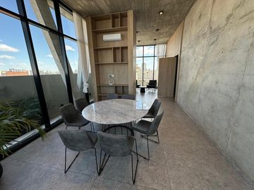 Departamento de 3 ambientes a estrenar. Full Amenities.