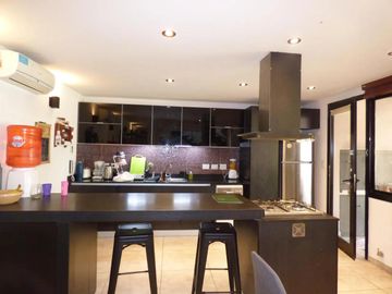 Casa en Manuel B Gonnet zona Villa Castells, 2 Dor.