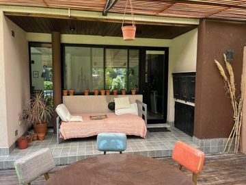 Casa en Manuel B Gonnet zona Villa Castells, 2 Dor.