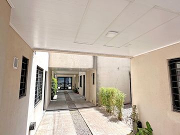 Oportunidad. Departamento en Venta de 2 plantas. Sin expensas. Centro Zárate