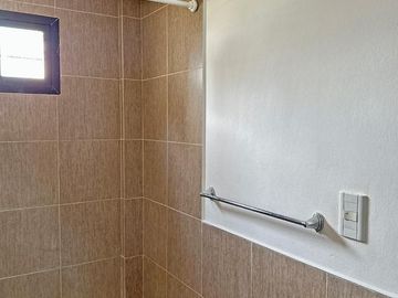 Oportunidad. Departamento en Venta de 2 plantas. Sin expensas. Centro Zárate