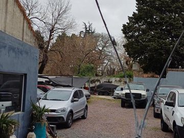 Terreno en San Isidro Apto estacionamiento, oficinas y residencia