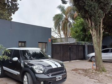 Terreno en San Isidro Apto estacionamiento, oficinas y residencia