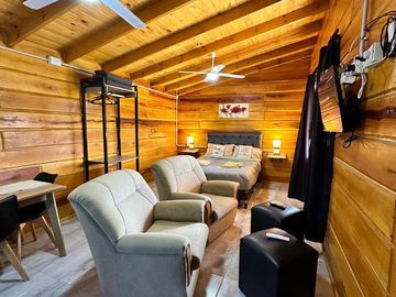 COMPLEJO DE CABAÑAS EN SANTA MONICA - CALAMUCHITA