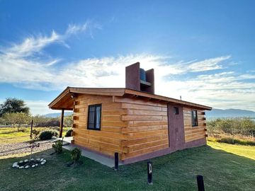 COMPLEJO DE CABAÑAS EN SANTA MONICA - CALAMUCHITA
