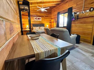 COMPLEJO DE CABAÑAS EN SANTA MONICA - CALAMUCHITA