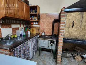 Casa y Taller zona urbana Bariloche en venta - Oportunidad