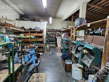 Casa y Taller zona urbana Bariloche en venta - Oportunidad