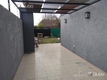 Venta Dupex de Tres Dormitorios en Tejas del Sur