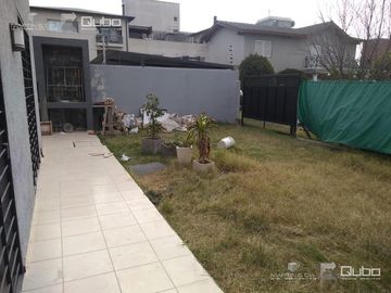 Venta Dupex de Tres Dormitorios en Tejas del Sur