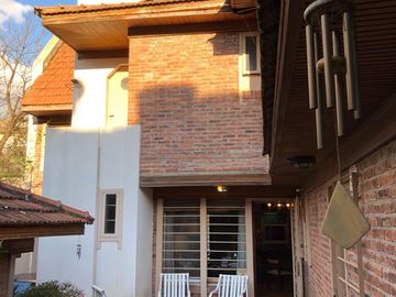 Casa de 2 plantas, en Venta en Zona Plaza Moreno