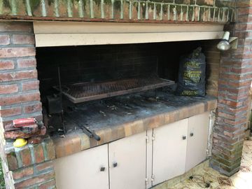 Casa de 2 plantas, en Venta en Zona Plaza Moreno