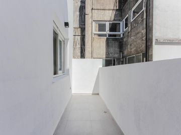 Venta Departamento 3 ambientes Recoleta Balcon