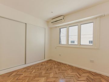 Venta Departamento 3 ambientes Recoleta Balcon