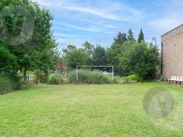 Casa en venta - Barrio Fincas de San Vicente Chacras