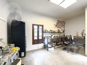 Casa en venta - Barrio Fincas de San Vicente Chacras