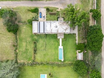 Casa en venta - Barrio Fincas de San Vicente Chacras