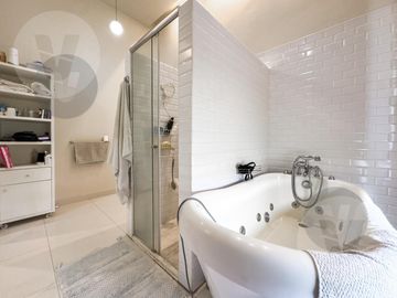 Casa en venta - Barrio Fincas de San Vicente Chacras